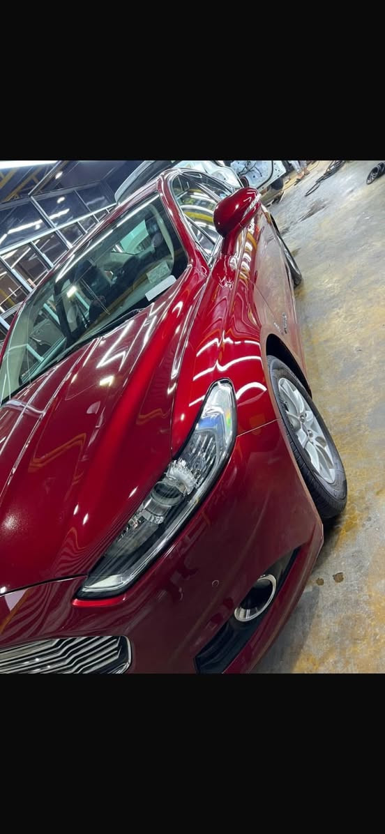 السلام عليكم 
فورد فيوچن ٢٠١٨ خليجي هايبرد 
مواصفات se 
تشغيل عن بعد 
بصمة جميع الابواب 
كشنات تدفئة 
رقم بغداد بأسمي 
بدون صبغ بيها بارد موضح بالصور 
مكانها بغداد اليرموك 
السعر ١٥٠ $
ماشية ١٠٧ كم  
***********
