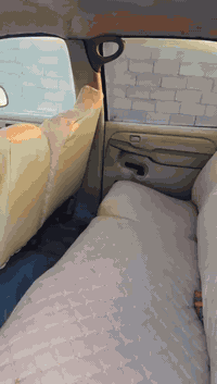 السلام عليكم للبيع 2006 مزاد وزاره الداخليه سياره جاهزه وشغاله***********
