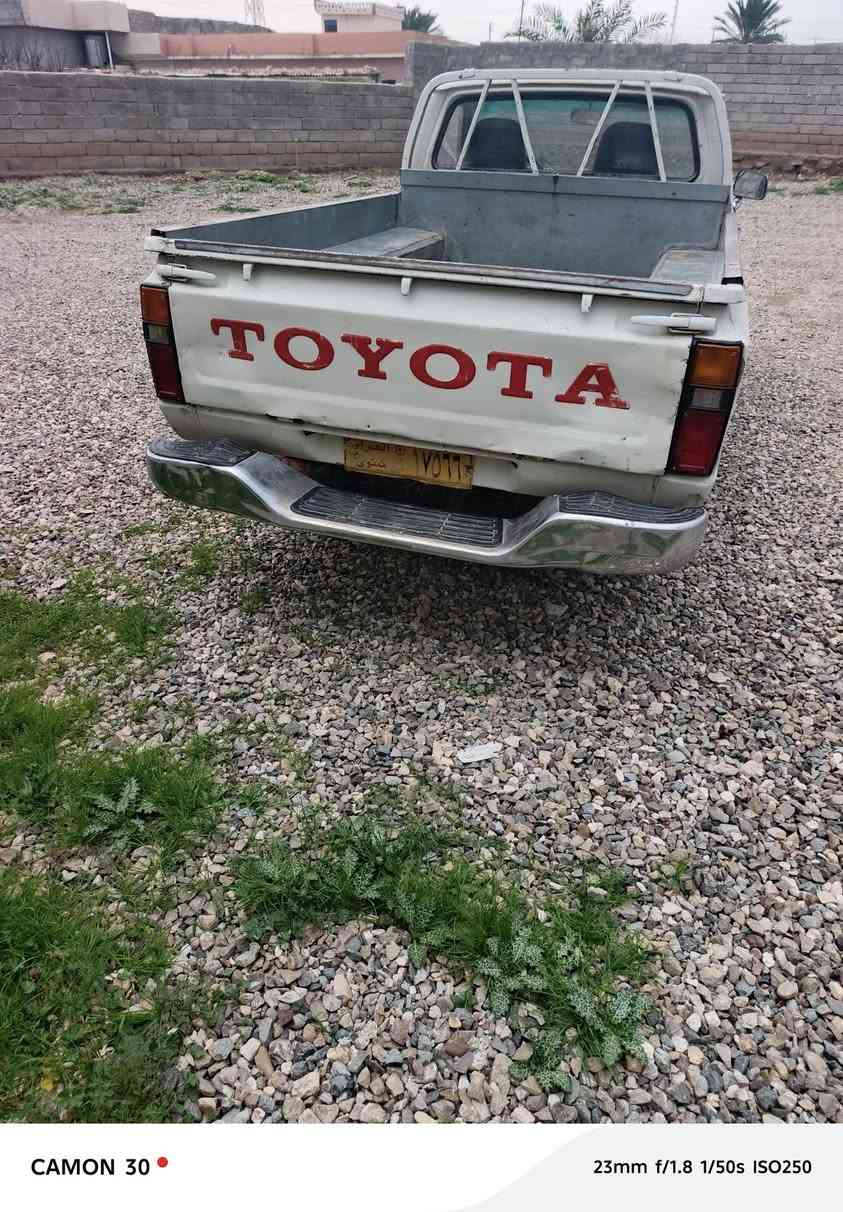 بيكم جديدة بمعنى الكلمة 
محرك وضع شركة كير اكسن شرط
كلشي بيها يشتغل سيارة مو تعبانة
شرعي متوفي.. وبيها وكالة 
ابيعك وكالة من الوكيل فقط 
السعر ٢٥ ومجال بسيط
مو شراي لا تعبني..
***********
