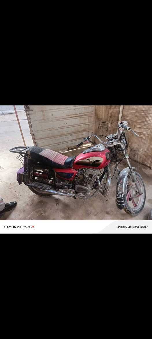 دراجه جونده ما مفتوحه اوراق اصولي مكينه ناعمه السعر250 وبيها مجال وموديلها 2013
***********
