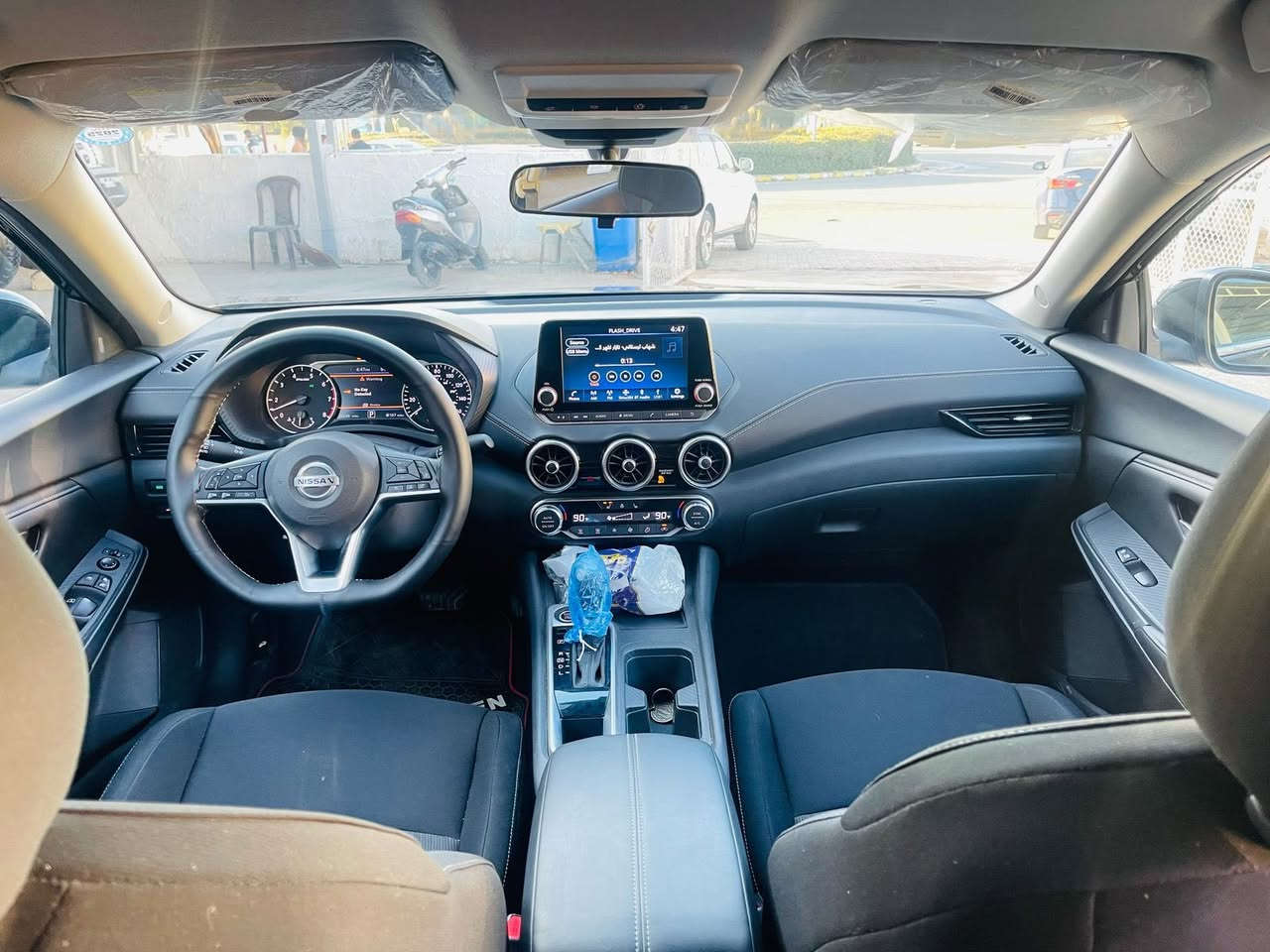 سلام عليكم نيسان سنترا موديل 23 بدون صبغ بدون ايرباك ماشي 20 الف مرقم كامل اسمي ترقيم جديد مكان سيارا ديالى خانقين ***********
