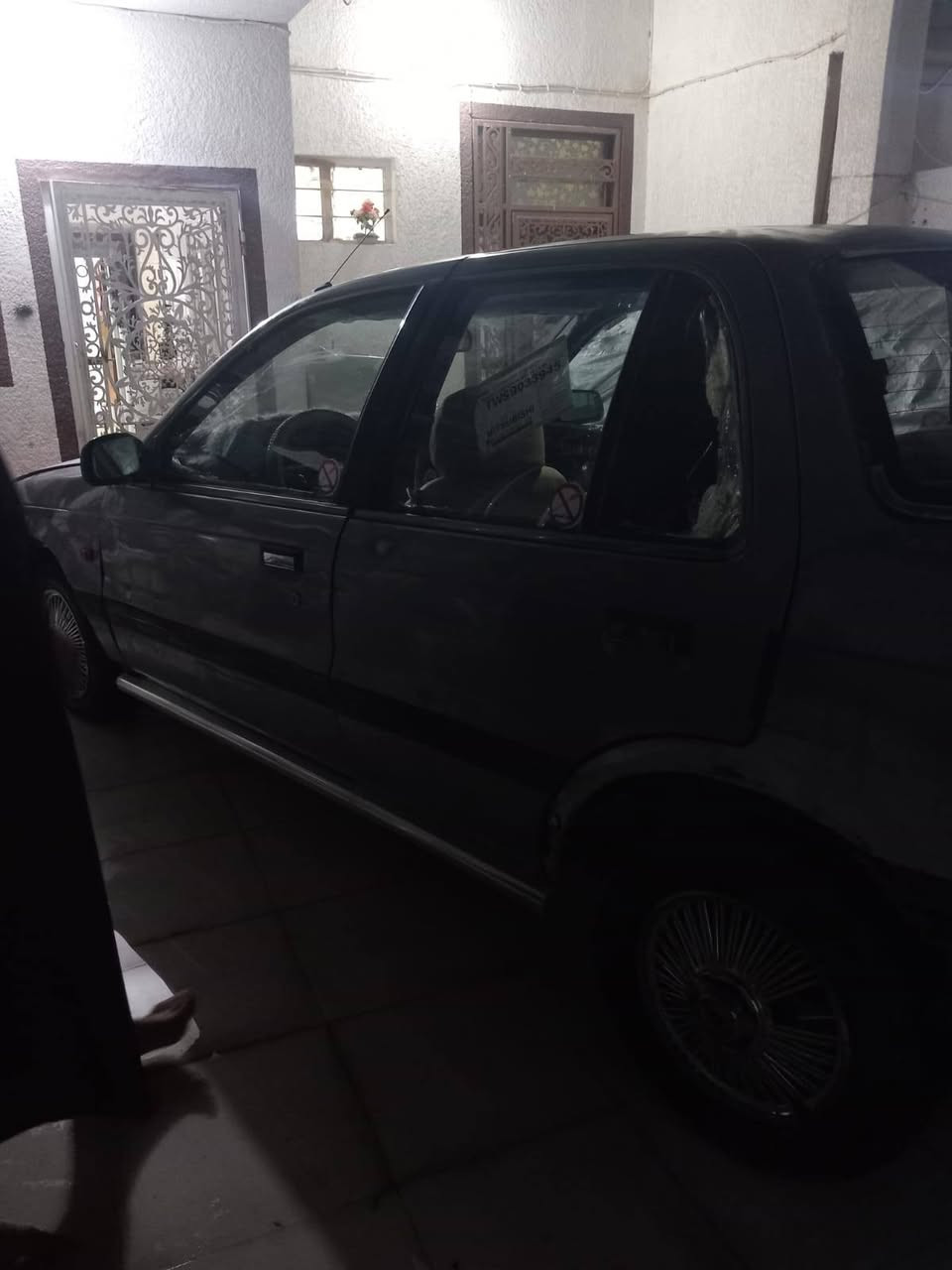 السلام عليكم
ميسبوشي لانسر موديل 1991

رقم صلاح الدين  الجديد سنويه لحد 2030
 صاحبه الشرعي موجود ايريد تحول 
 السياره كل كهربائيات شغاله شاشه
السياره عايزه سمكره وصبغ
السعر 22 وبيه مجال 
الهاتف *********** او 0774805203 
 
عنوان صلاح الدين
