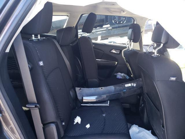 من رخصت الادمن السلام عليكم سياره جورني للبيع رقم بغداد ٢٠١٩ سنوية ورقم جديد حادثه جاملغ وبنيد بدون دواخل  شاشة اعطال شاشة كبيره السيارة من امريكا عله ادينه محرك ٢٤٠٠  أربعه سلندر تخم تاير جديد صدر جديد السياره جاهزه من كل شي كذب عليه أي مصرف أي كلوب مانستغل بالدشبول  السعر ١٣٠ ورقة واني بالخدمه السياره رقم بغداد وموجوده بحي الجهاد
الرقم ***********
