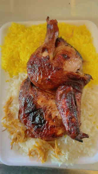 مطعم كباب حسين جبله 

صينيه تمن ومرك سعر 5000

دجاج شوي مع تمن سعر 10000

توصيل مجاني 

***********
***********
***********
