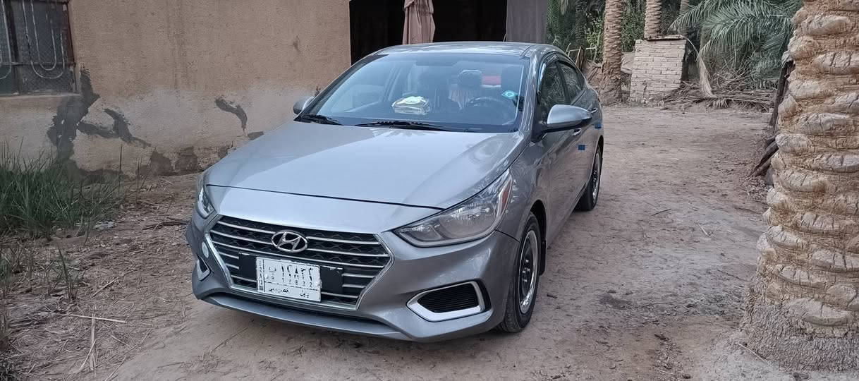 السلام عليكم
هيواندي اكسنت لون سلفر 2022 للبيع رقم بابل الماني سنوية لل ٢٩  مكينة 1600cc شاشة وكاميرا وتحكم ستيرن ماشية 22 الف ميل حادث جاملغ وبنيد بدون دواخل السيارة جديدة وماشية قليل استخدام قليل السعر 125 قابل للتفاوص

للتواصل ***********
