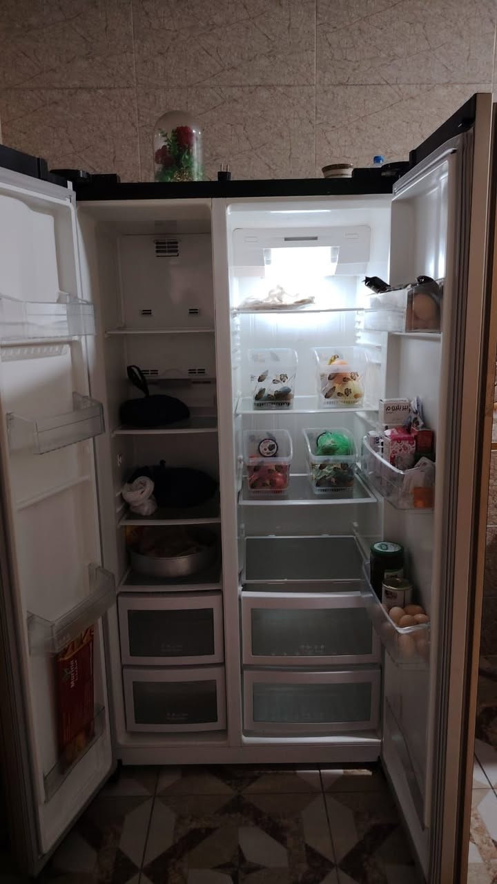 ثلاجه البيع شرط***********
