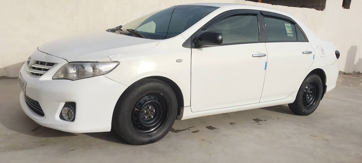 سلام عليكم للبيع كورلا موديل 13 خليجي رقم بغداد دولي محرك 1800  تبريد شغل محرك وكير وصدر مكفولة بيه  ثلاث قطع صبق بدون دواخل سياره نضيف مال جناي  سعر  115 بيه مجال رقم الهاتف ***********
