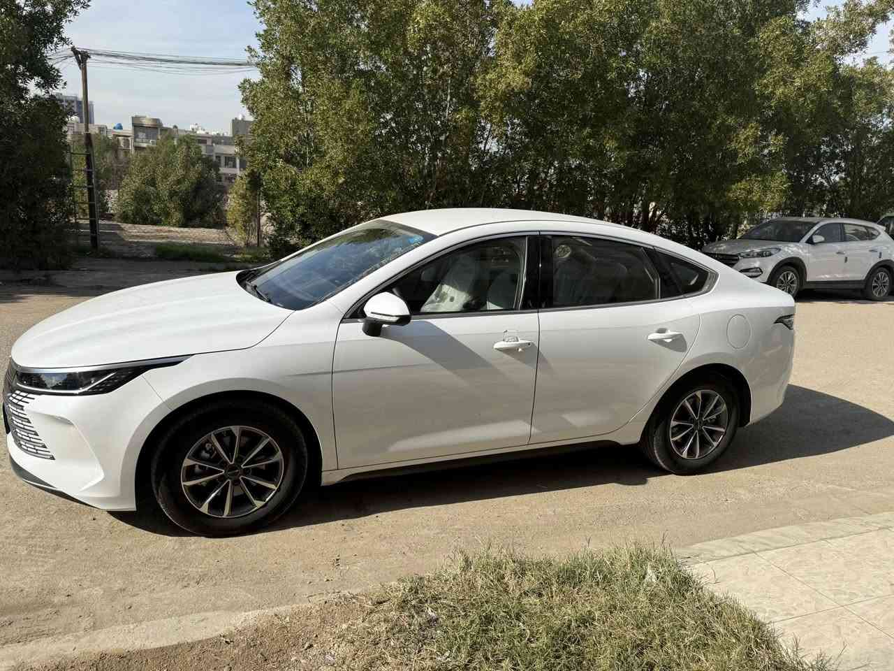 دستروي 2025 زيرو سيارة ماشية الف كامل ملحقات بصمة وكارت تشغيل بسمي السيارة داخل ابيض سونار وية الصور 

💵 سعرها  19 مليون 350 
مكانها سيدية شارع النخيل 

***********
