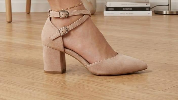 احذية القياسات على الصور السعر 5🤩يوجد توصيل لكافة محافضات


**إذا كنت صاحب هذا الإعلان وتريد حذفه لأي سبب، رجاءا أرسل رسالة إلى الدعم الفني**