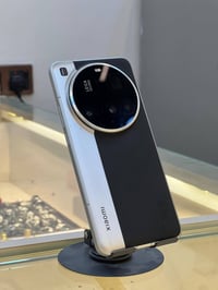 للبيع شاومي 15 ألترا برو اللون: أسود الذاكرة: 512GB الرام: 16GB حالة ا...