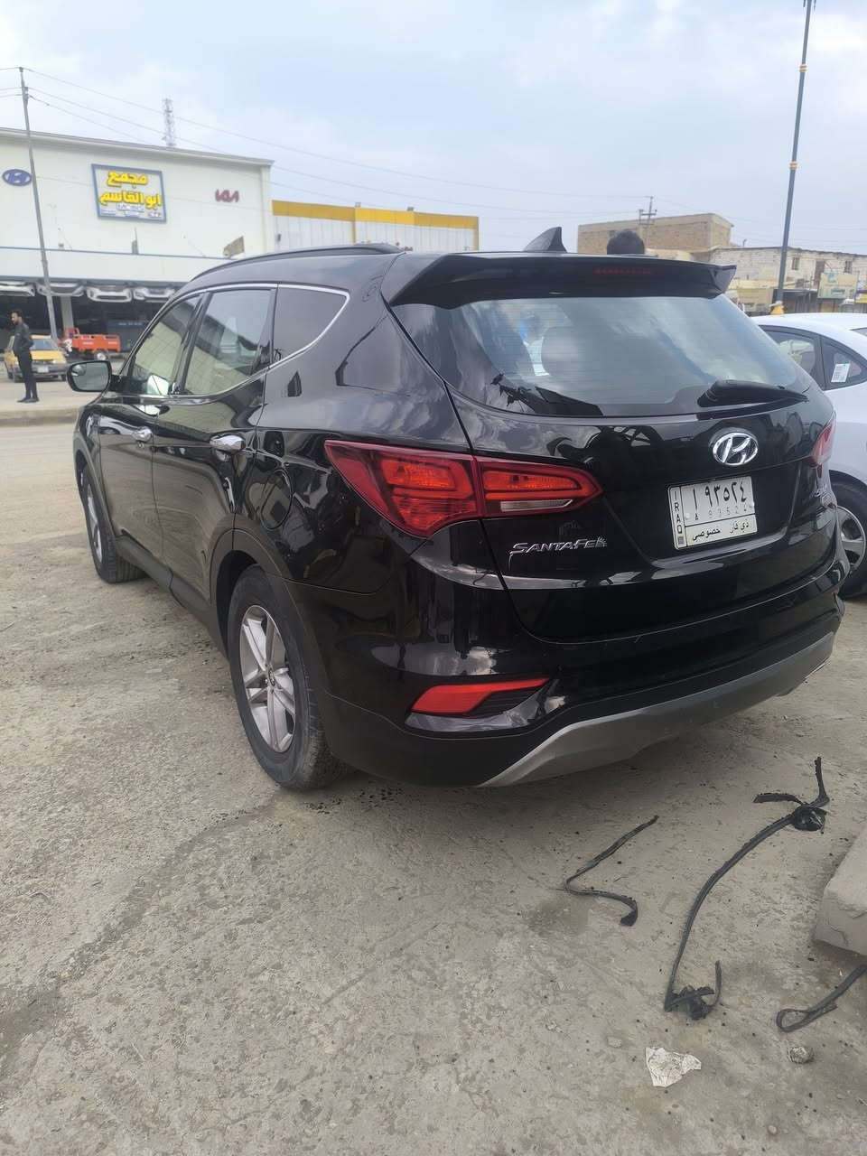 🚗 للبيع — سنتافيا 2017 وارد أمريكا / لون أسود مميز
✨حادث بسيط فقط جاملغ وبنيد،.- ضرر بسيط جدا 
صور ها موجودة مع المنشور

المكينة والكير بحالة ممتازة – جدد.

حدادية جديدة وممتازة.

تحتاج فقط غاز أو فلتر تبريد، التبريد يعمل لكن أحياناً يفصل.

7 راكب

استخدام قليل وما متعوبة  نهائياً.

ما تحتاج صرف، جاهزة للعمل.
 مشروع وطني السيارة

📍 الموقع: ميسان
📄 الرقم: ذي قار – باسمي
📞 رقم الهاتف: (***********)واتساب 
(***********) اتصال

💰 السعر: 145 بيها شي قليل
وبالعافية مقدماً للي ياخذها.
