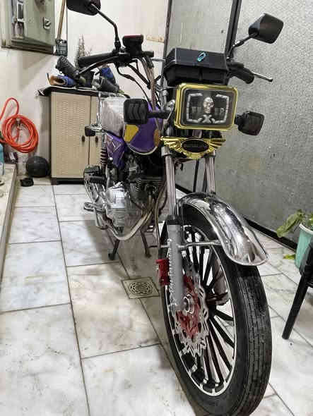 سلام عليكم لبيع دراجه سونك 2025 مكينه 200 الدراجه بعدها بجيس كهربائيات كلها شغاله نكره سلف الدراجه مكفوله كفاله عامه السعر 800 وبيها مجال قليل ***********
— في ‏بغداد الكريعات‏.
