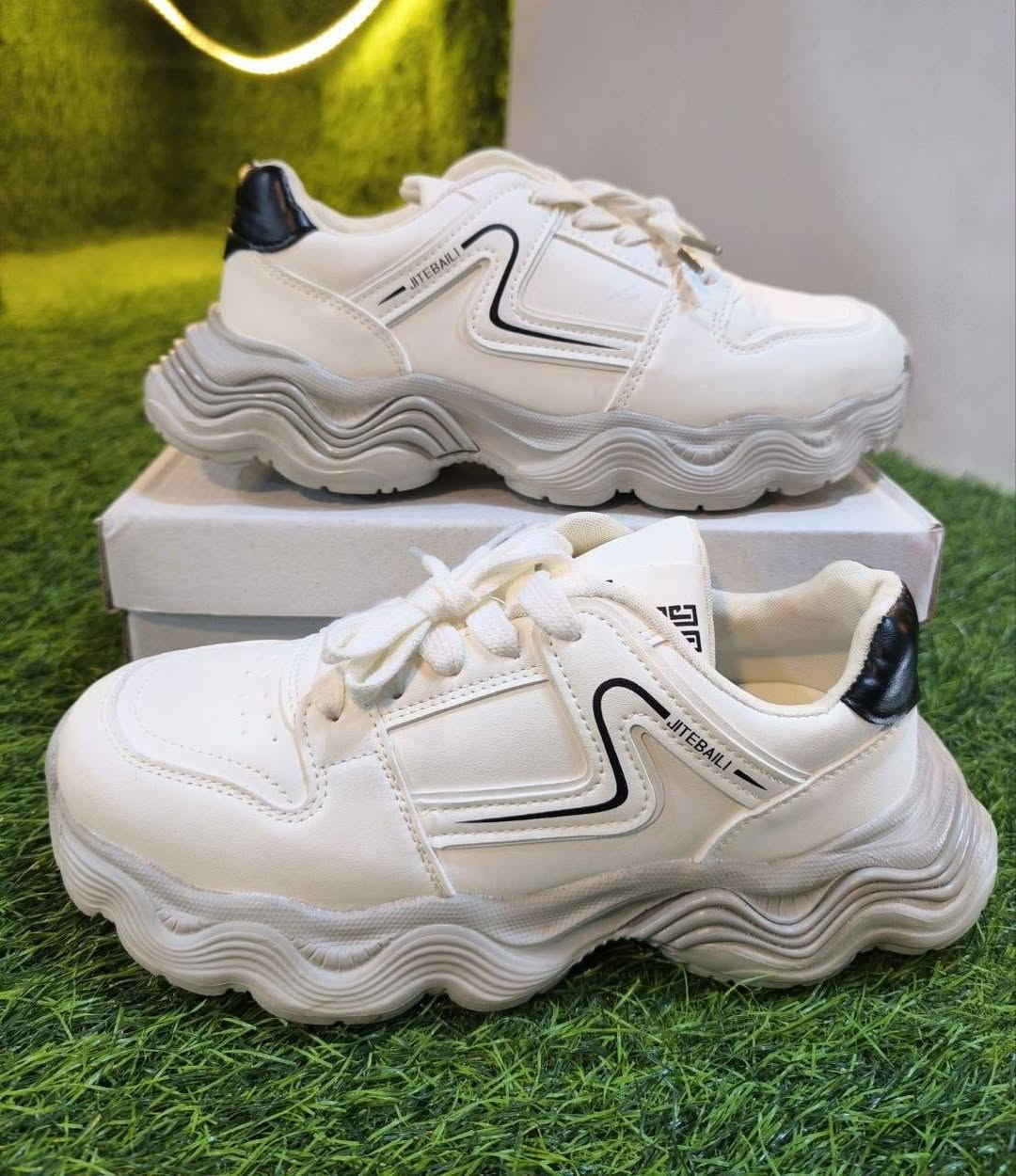 خصم لمده 3 ايام 
السعر صار 7 الف 
يوجد توصيل لكل العراق 
الحذاء تزيد الطول 5 سنتيم


**إذا كنت صاحب هذا الإعلان وتريد حذفه لأي سبب، رجاءا أرسل رسالة إلى الدعم الفني**