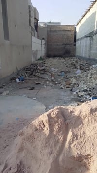 يتوفر لدينا قطعه ارض للبيع المساحة 211 متر  واجهه 692 متر نزال 30 متر ...