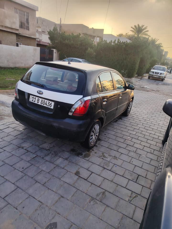 السلام عليكم كيا ريو 2008مكفوله من الضربه فقط جراد ومصبوغه عام مكينه ١٦٠٠مبدله جديده سياره خليجيه 
السعر 60ورقه وبيه مجال سياره بسمي مال بيت 
عنوان حي القاهره قري جامع النداء 
الاتصال***********
