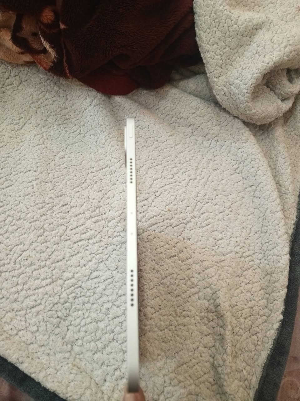 سلام عليكم ايباد m2 طافي ذاكره 256 بطاريه 95 بدون ملحقات بدون ايكلود ماعرف شنو عطله ابيع فحم نضافه 100 مكاني بغداد بلديات توصيل ماكو ***********
يرهم مراوس سعر 350
