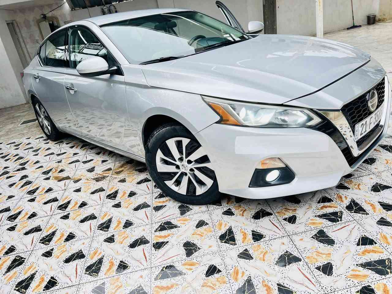 السلام عليكم 

نيسان التيما  أمريكي ✈️2019 مواصفات فول  

رقم سليمانيه دولي سنويه هزه وبراد جديد بسمي

#المواصفات/ كشن وكهرباء_تحكم استيرن جهتين _شفتات بلاستيرن_حساسات جانبيه واماميه وخلفيه _ لايتات زينون بلادي_شاشه جبيره لمس _ تبريد وتدفئه بشرط وبعد بيهه مواصفات ..

گير ومكينه على وضع الشركه بشرط مامفتوح بلاد
ماشيه 100حقيقي بلاد 

#السعر_148بيها مجال 🫶

مكان السياره ديالى شهربان 🫡

للاستفسار اتصال /***********
