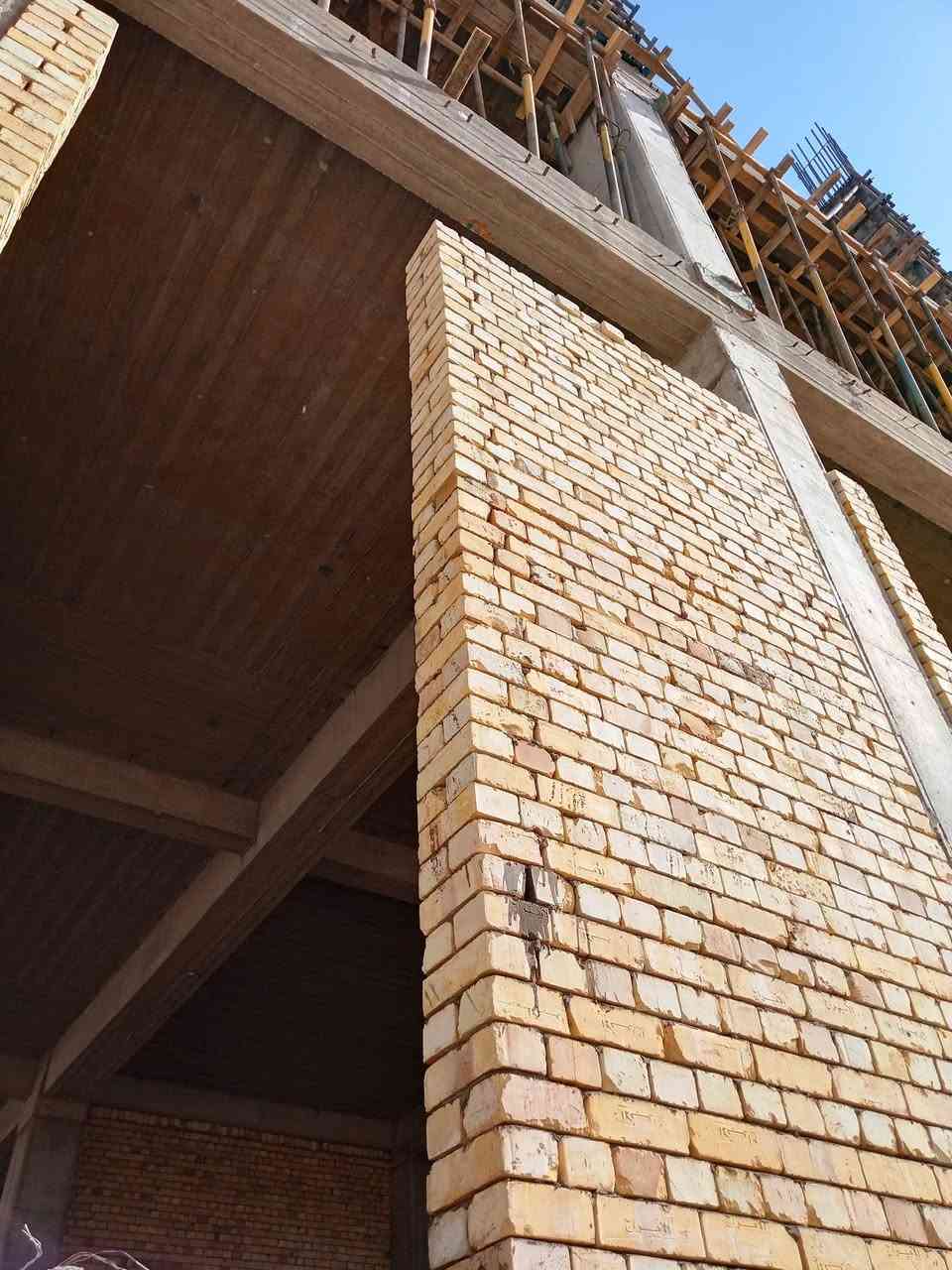 سلام عليكم خلفه بنااء شرط درجه اولى شغل مهندس متفرغ حالين الاتصال ع الرقم ***********
@إشارة
