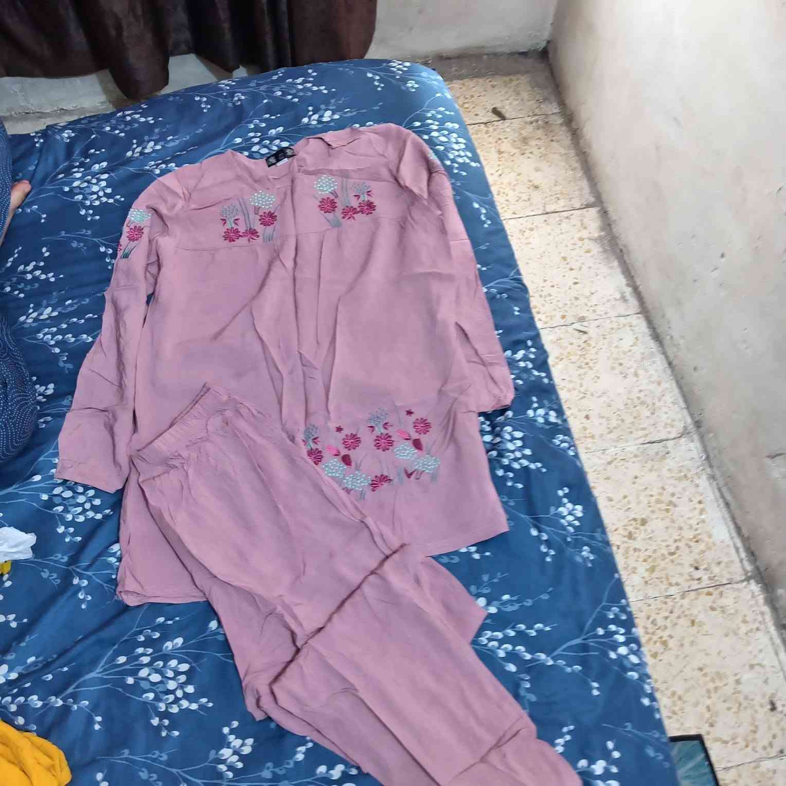 ملابس مستعمله نظيفه جدا ابيعها كلها مو قطع ب ٧٥ وال ياخذها انطينه ملابس شتويه ببلاش


**إذا كنت صاحب هذا الإعلان وتريد حذفه لأي سبب، رجاءا أرسل رسالة إلى الدعم الفني**
