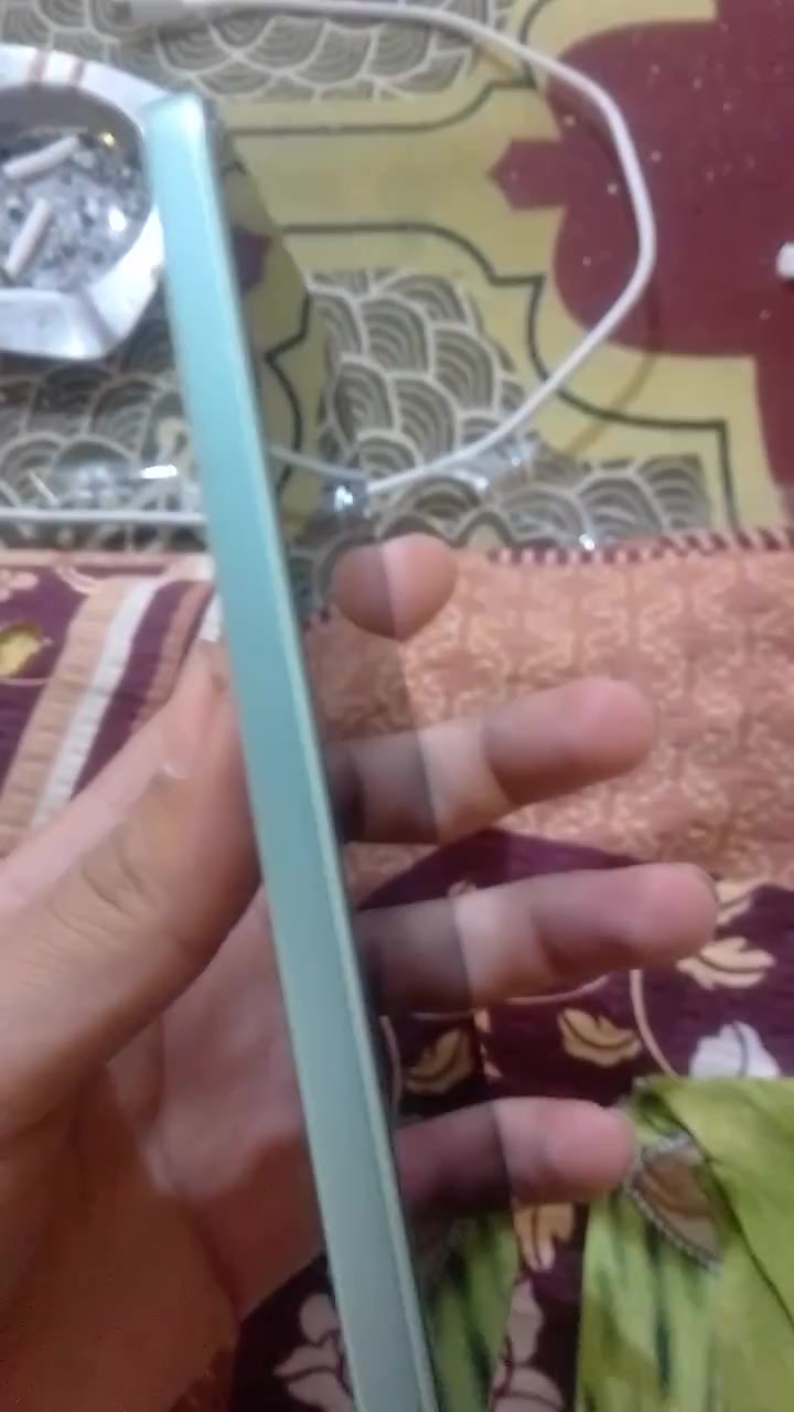 سلام عليكم موبايل بوكو اكس 7بور نضافه 100% بطاريه 99 موبايل بعده جديد زلق مابيه سعر 375 وبيه مجال بسيط كلش بدون مداهر متواجد واتساب فقط*********** البصره شط لعرب جزيرة
