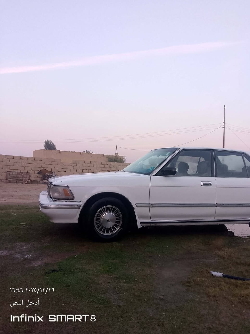 سوبر سيدان يسره بلادي رقم دولي بسمي مكينه اثنين ونص جديد كير جديد سنترلك ابواب تبريد بس غاز شرط مصبوق حزام بدون ضربه  جماليه ل سعر550 وبيه مجال و تفاصيل ***********
