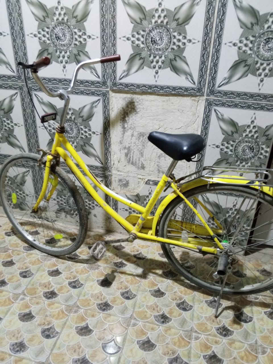 بايسكل اصفر للبيع نضيف موديل17سعر55وبي مجال الشراي يجي خاص


**إذا كنت صاحب هذا الإعلان وتريد حذفه لأي سبب، رجاءا أرسل رسالة إلى الدعم الفني**