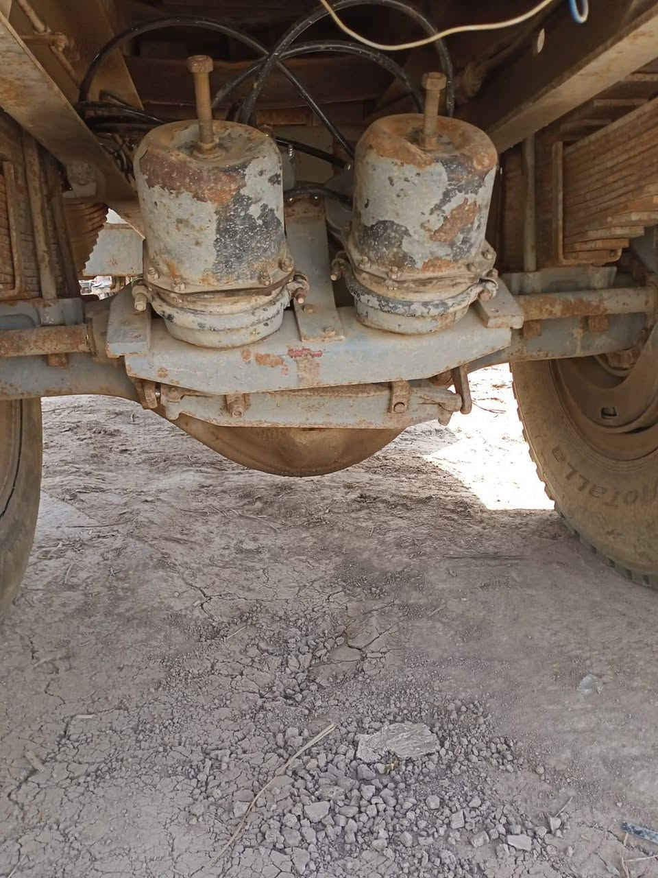 للبيع محرك 111عادي لابخار ولا تنقيص كير 5+5مكفول اكسل مكفول بلادي باتري جديد زوجين تاير جديد كهربائيات كامله رقم انكليزي بصره بسمي مشروع وطني سنويه 2031 مكان ديوانيه ***********مكلف بنشر لاتراسل اتصل
