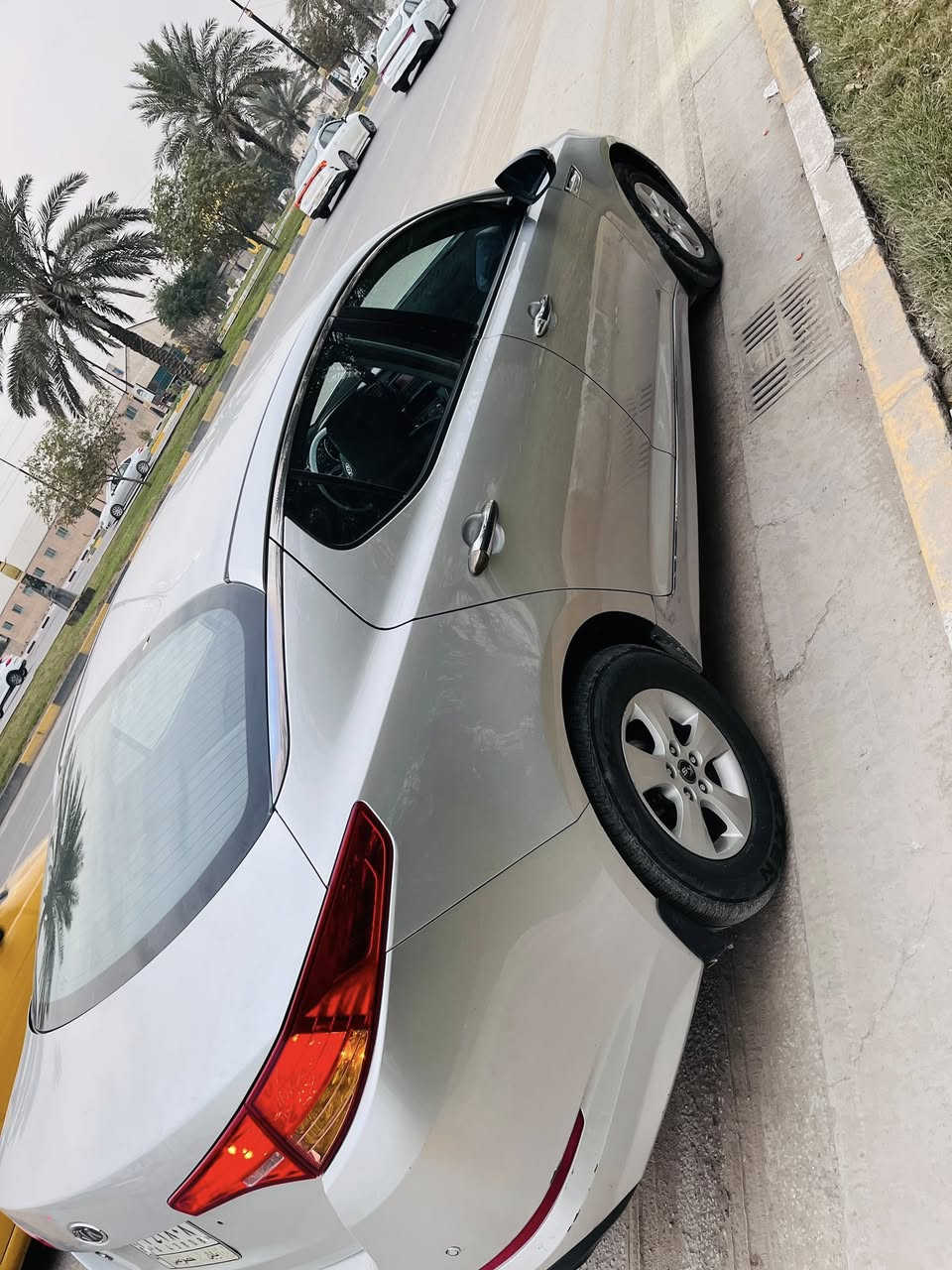 سلام عليكم كي فايف وارد كوري ٢٠١٢
السياره كفاله من الضربه والتبديل والصبغ عدا صبغ شبر بلبلب الخلفي والجاملغ الخلفي مثل مامشر بلصوره 
مكينه وكير حاويه قبل كم شهر شادهن
تخم تايرات جديد 
منظومه تبريد 
شادلها منظومه غاز 
منظومه زنون اصليه
سياره نظيفه ونصبتها حلوه


**إذا كنت صاحب هذا الإعلان وتريد حذفه لأي سبب، رجاءا أرسل رسالة إلى الدعم الفني**