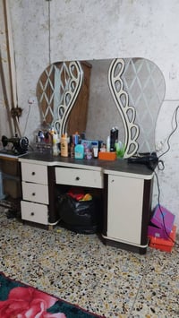 أثاث غرفة نوم • غراض للبيع • بالصور