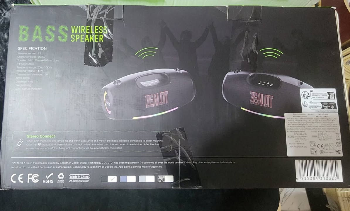 هذا مكبر صوت لاسلكي طراز Zealot S89، ويتميز بالمواصفات الرئيسية التالية:
الطاقة: قوة إجمالية تصل إلى 250 واط. 

الاتصال: يدعم تقنية البلوتوث بالإضافة إلى مداخل USB وبطاقة TF و AUX مقاس 3.5 ملم. 

البطارية: بطارية ضخمة بسعة 48000 مللي أمبير توفر ما يصل إلى 60 ساعة من وقت التشغيل (عند مستويات صوت أقل). 

مقاومة الماء: حاصل على تصنيف IPX5 لمقاومة البقع والمطر والغبار. 

الميزات الإضافية: يتضمن إضاءة RGB ملونة وصوت محيطي لاسلكي 360 درجة. 
الوزن مالته 10كيلو 
مزاد اعلى سعر ابيع 

***********
