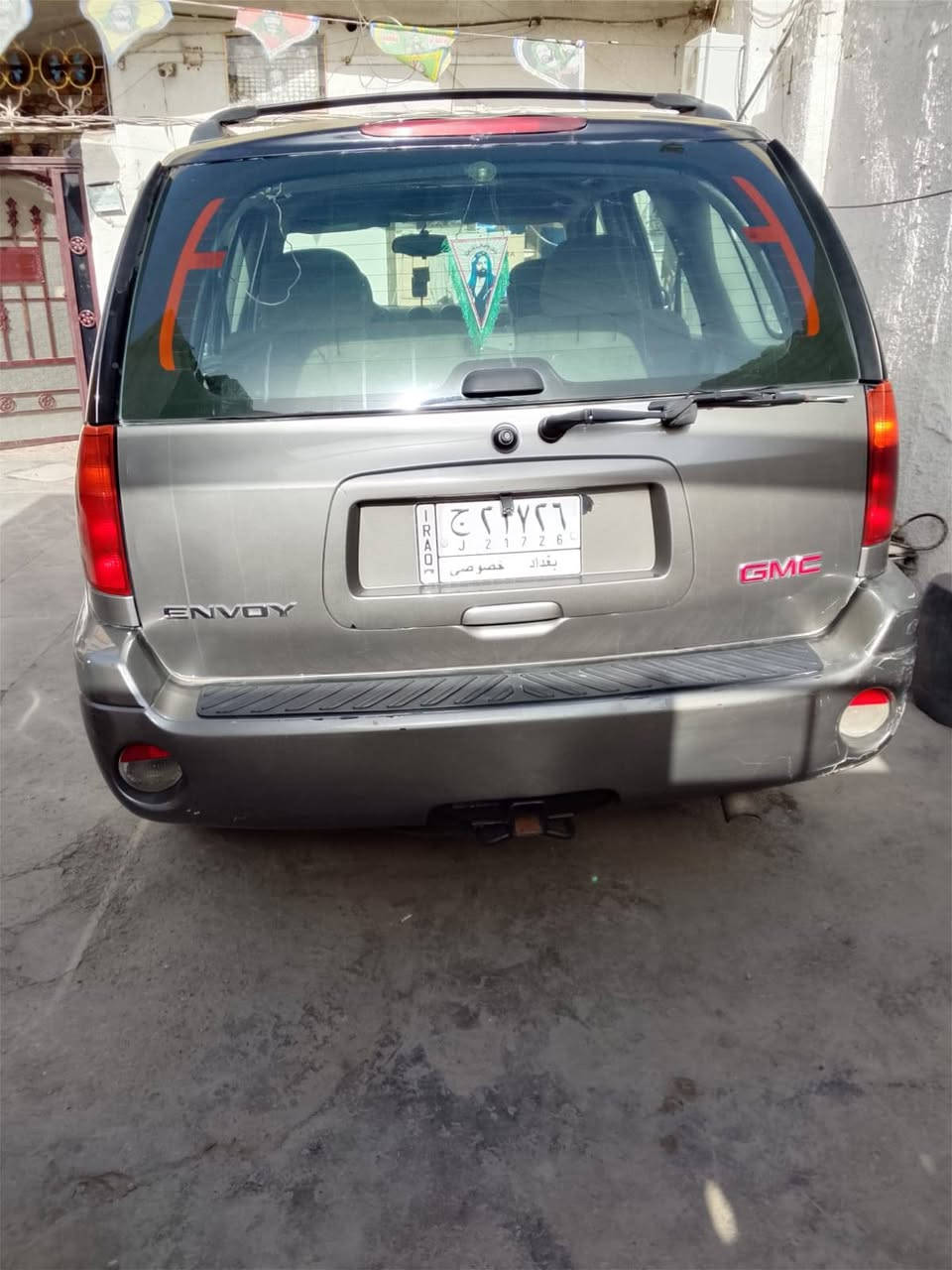 السلام عليكم سياره جمسي انفوي موديل 2006 السياره مكفوله كفاله عامه قطرت صبغ مبيها رقم بغداد بسمي السعر 96وبيها مجال رقم الهاتف ***********مدينه الصدر
