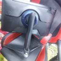 شاشه سامسونك قياس 24  165 هيرتز  السعر 130 الف وبيه مجال قليل جدا  عنو...