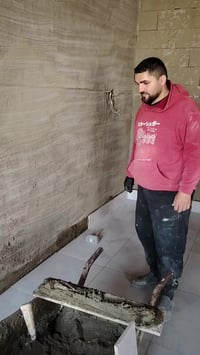 الموصل حي ملائين • بورسلين سيراميك • جدار وارضيه