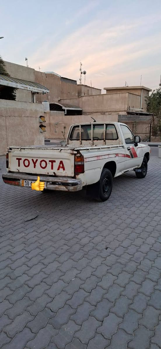 سلام عليكم بيكم تويوتا رقم بابل نكليزي سنويه جديد الغايه موديل /1989  / /  2029/تحويل مباشر مكينه وكيري 5 جدد كفاله حداديه جديده طخم تاير كهربائيات شغاله كله شاصي مكفوله رقم شاصي واضح المكان البصره السعر 38رقم التليفون ***********  //***********
