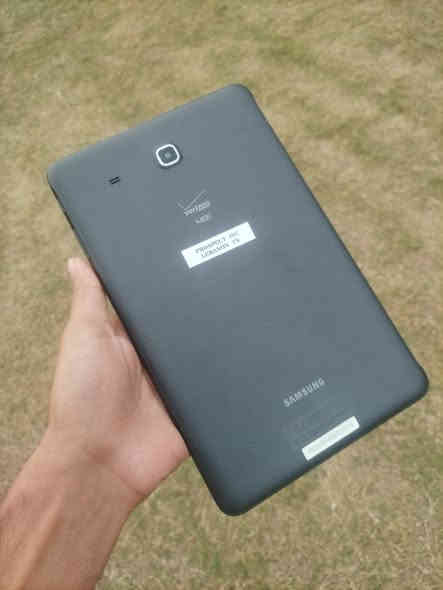 على اول تم ب50 الف مع التوصيل
ايباد 
ذاكره 16 GB
خاص او وتساب ***********
