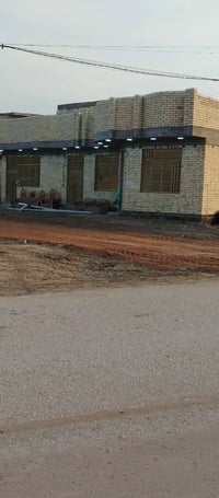 من رخصت الادمن يوجد البيت البيع مساحته البناء 320وترك بي داير مايدور ط...