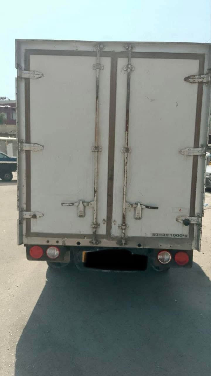 كيا براد تبريد 
محرك ٣٠٠٠ مسكر 
موديل ٢٠١٠ ثلاث حلقات 
 رقم انكليزي مشروع وطني هزة جديدة باسمي
ب١١٣ و بيها مجال تشوفها بيك خير و تدلل 
مكانها بغداد للتواصل 
***********
