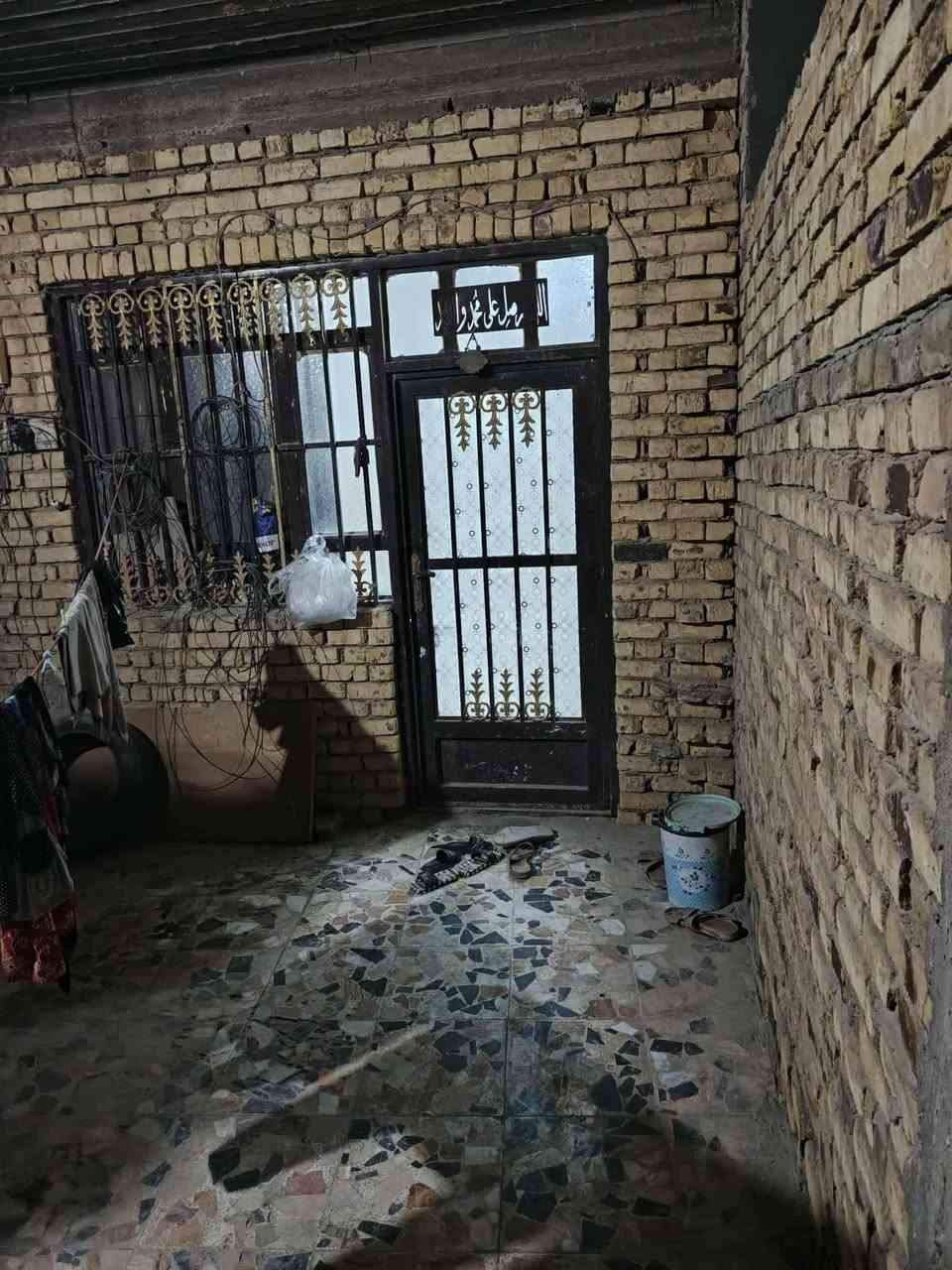 بيت للبيع‼️
الموقع شارع الحمام خلف مولدة قاسم الكريطي قريب من السوق
المساحة 160 متر مربع
السند زراعي سند 25
المواصفات استقبال وملحق استقبال وصالة وغرفة نوم ومطبخ وصحيات داخلية وخارجية وطارمة
السعر يحدد عند الاتصال
للاستفسار ***********
