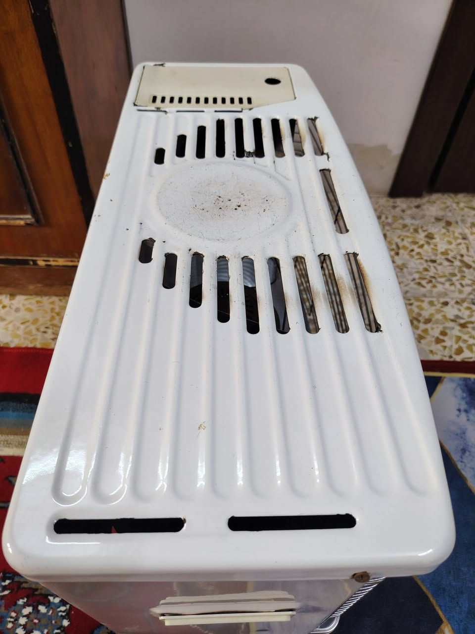 س ع صوبه كيرونه ياباني الأصلي شرط لاهيس بس شويه اطلع غاز و كل عيب مابيه فول نضافه السعر ١٠٠ وبيها مجال مكاني كركوك حي  غرناطه شراي اتصل ***********
