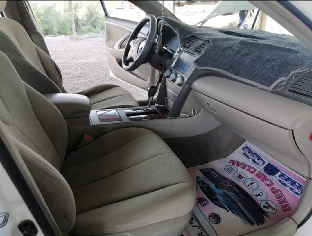 السلام عليكم ورحمة الله 
كامري 2008 للبيع خليجي فول مواصفات 1/1 
 GLX
كفاله عامه عدئ بارد مكانين فقط 
السعر 130 وبيها مجال للاستفسار الأتصال علئ الرقم 
***********
