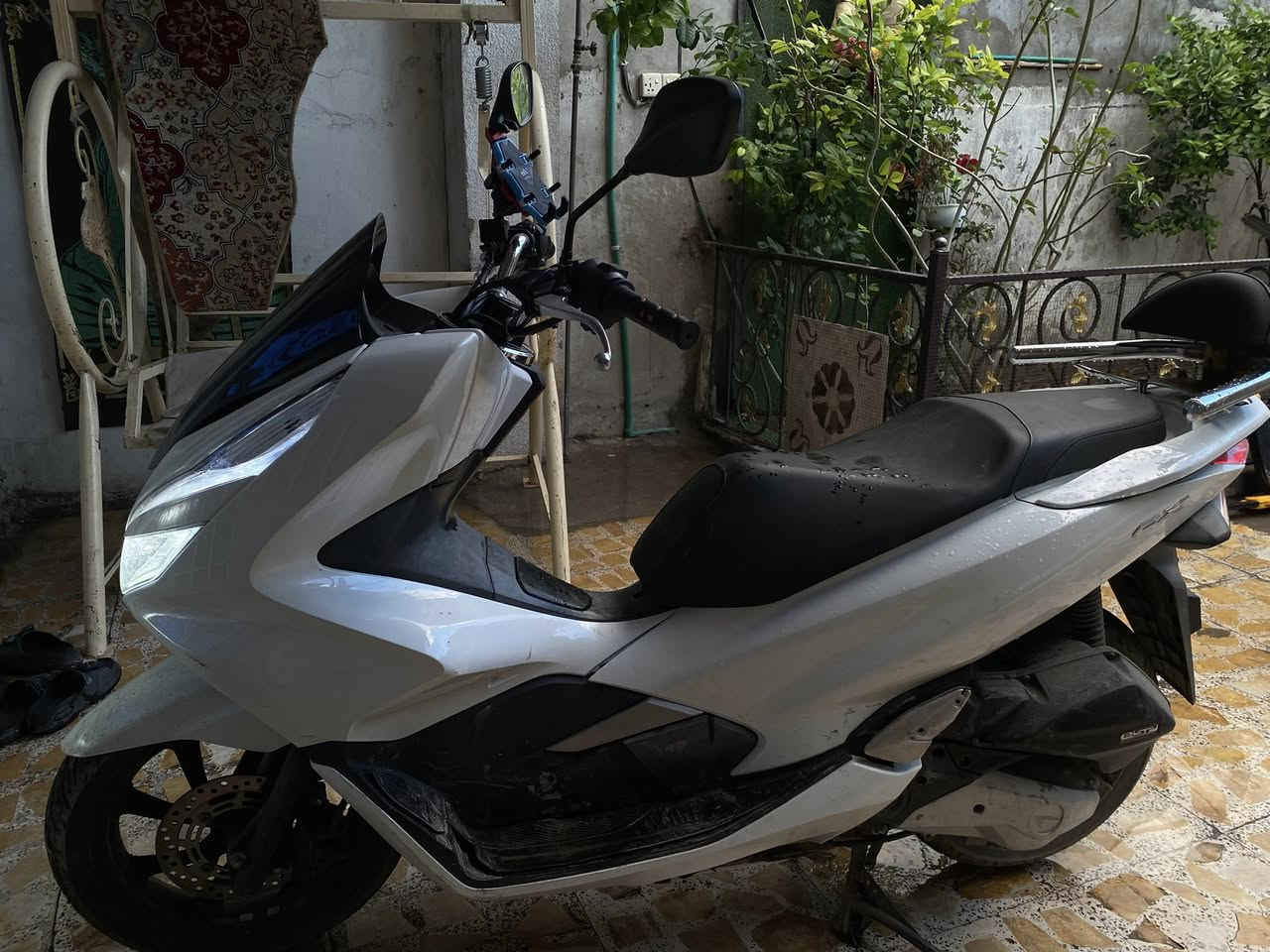 السلام عليكم BCX للبيع
الجيل الثالث وارد كوري 
عداد الممشى 32000
اللون الأبيض المرغوب 
الدراجه فول بصمه ماصده LED
مكفوله كفاله عامه وين ما يعجبك تفحص 
رقم الهاتف ***********
