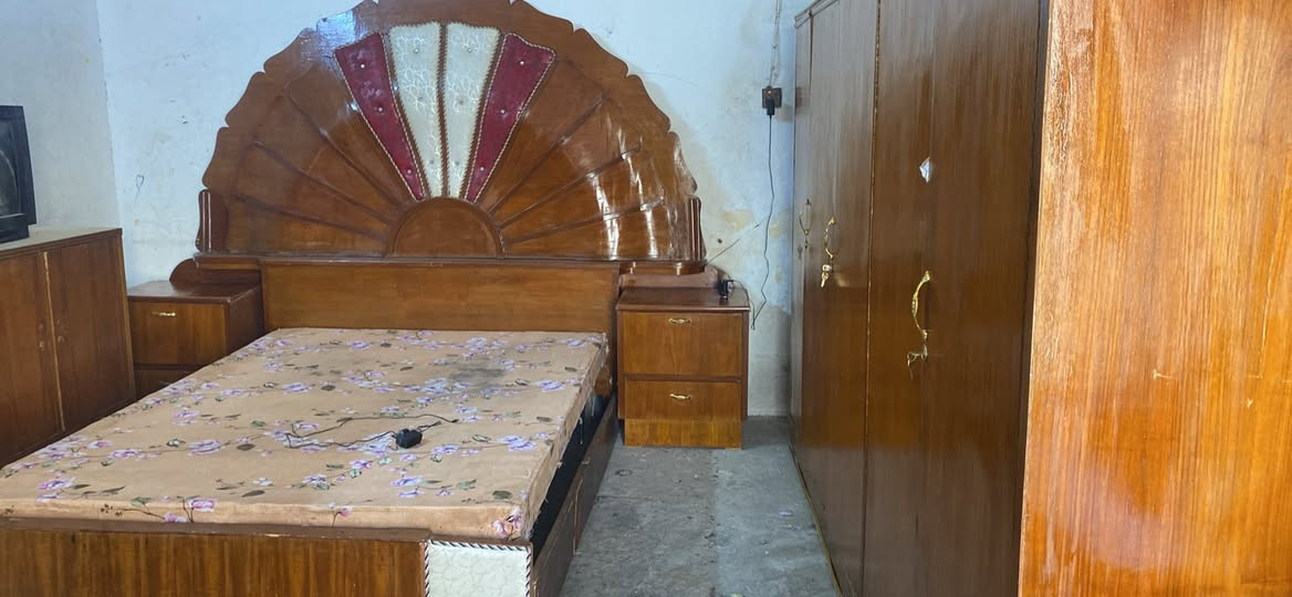 غرفه للبيع  سعر مناسب خشب تقيل 

للاستفسار خاص


**إذا كنت صاحب هذا الإعلان وتريد حذفه لأي سبب، رجاءا أرسل رسالة إلى الدعم الفني**