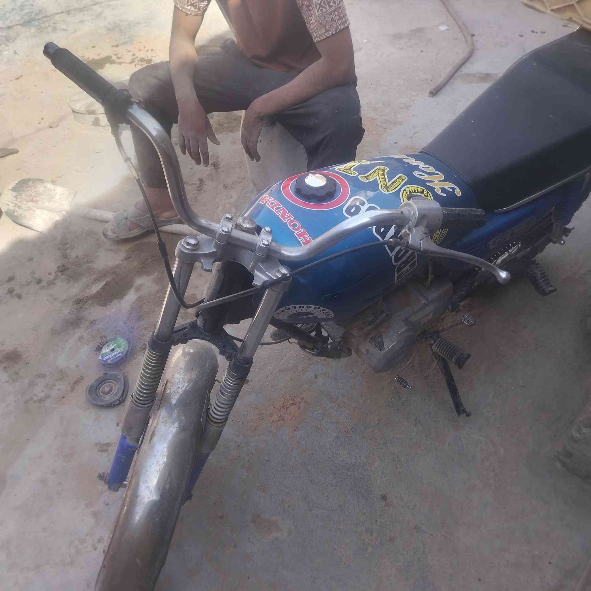 دراجه ربعه غير كلك ***********   سعر ٢٥٠
