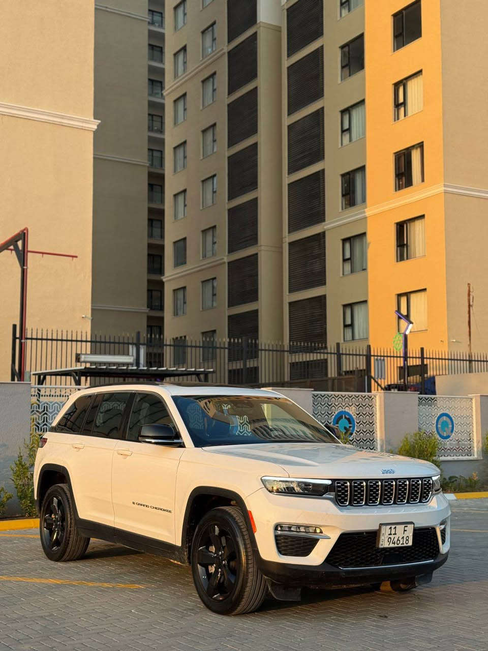 السلام عليكم 

جيب 2024 لمتد هايبرد ٣ انظمة 

فول مواصفات للاخير 

ماشية 30 الف 

3 قطع صبغ  جاملغ وبنيد وباب ورة السايق صبغ

مكاني بغداد حي الجهاد 

السعر 218  قفل قفل قفل 

***********ر اذا مو شراي رجاءا لا تخابرني بغداد, العراق
