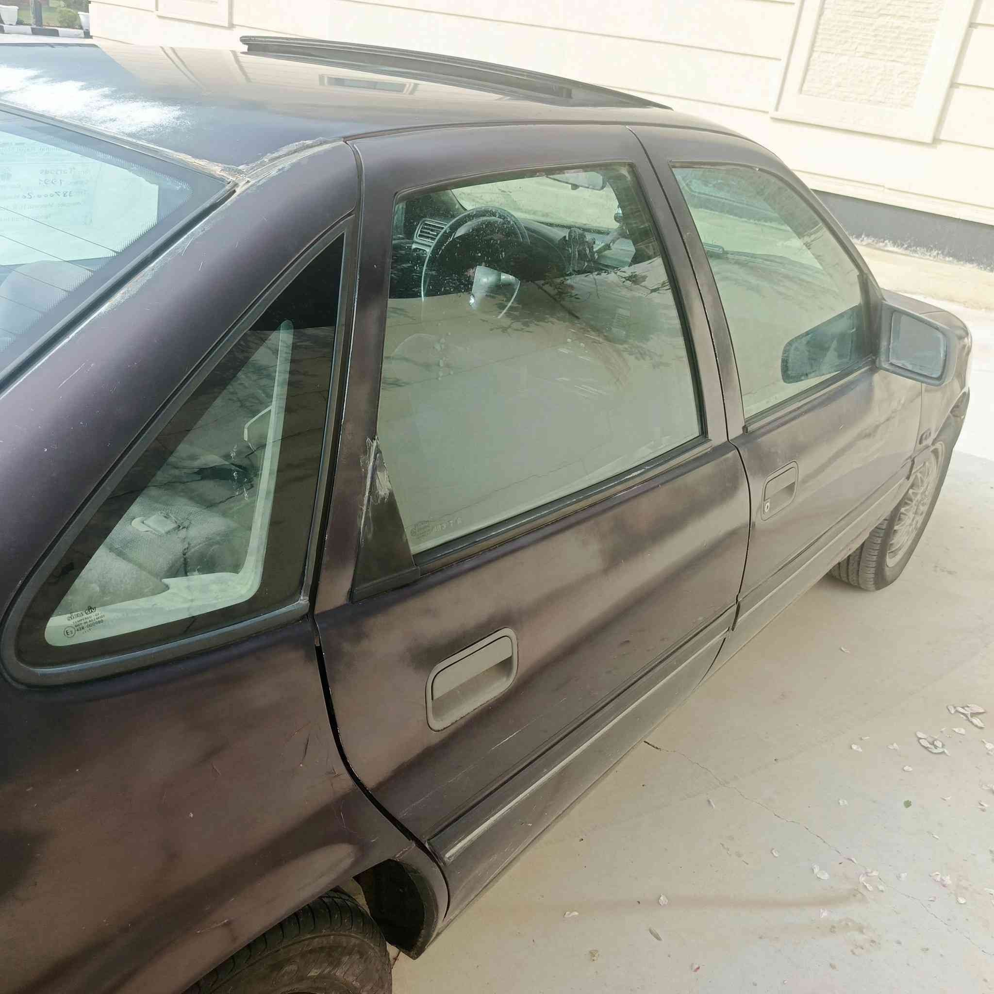 فكتره  توماتيك حجم 20 موديل 93 وضع شركه بدون صبق بدون أي ملاحضه لا صرف ولا نفخ محرك كير شرط رقم الماني سنويه عضم سياره ترايك البصره جاهزه من كلشي تايرات جدد طخم كلو مبدلو جديد دتفه حار سياره ستيرن بور سيدي كرستال تنته كهرب  شرط الوكاله ولتحويل عنوان موصل أيسر حي القاهره الهاتف *********** (((( *********** السعر 40  , بيه مجال قليل
