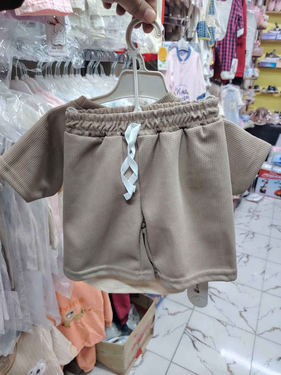 ب 6  ألف دينار فقط 🌹😍
قاط ولادي، بناتي خامة جميلة موديلات وألوان مختلفة ♥️
العنوان/ بابل المدحتية الحمزة الغربي /شارع دكتور ثائر/ مجاور زيد و أيهم خلف التكاتك/ مجمع كرار /
للاستفسار أكثر راسلونا على المواقع أدناه 👇
رودينا بيبي  مجمع كرار
انستجرام
https://www.instagram.com/ru_dy_na?igsh=Z3Qyb2w4bDFjaDNj
تيك توك
 https://www.tiktok.com/@mustafaalroobeiy?_r=1&_t=ZS-94dK9QOsUmV
واتساب ***********
تابعنا لترى الأجمل 🌹
