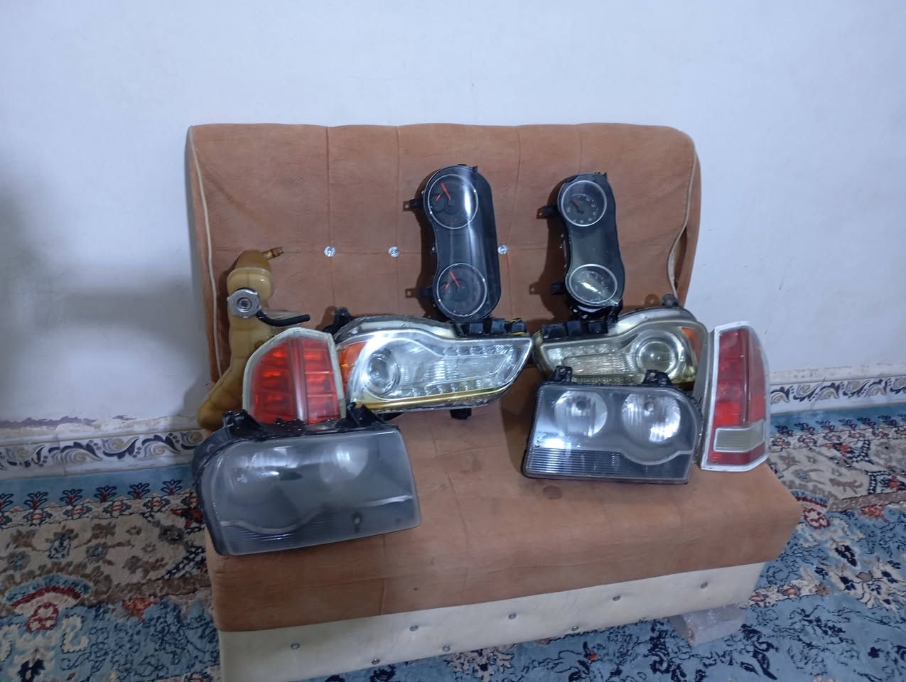 مواد احتياطية للبيع :
لايتات ابو العدسه اوباما 2014 انارة واضحه وقوية + لايتات أوباما 2010 + بك لايت اوباما 2014 + دبة ماء اوباما 2014 + شاشة جارجر 2019+شاشه جارجر 2014+ سلف جارجر 2017
جميع هذه المواد شرط الشغل
السعر على ***********
