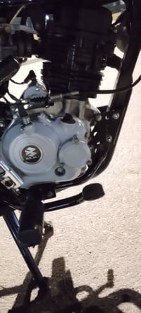 للبيع بوكسر 22 رقم وسنويه شرط التحويل السعر 2200 بغداد 07772030711