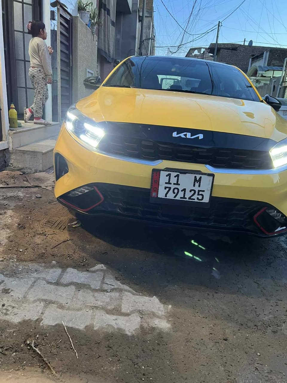 السلام عليكم فورتي 2023 تكسي ماشيه 22ميل حادث موضح بلصور سياره فول جيتي لاين 1\1 مكان لحريه بغداد سياره جديده بمعنى الكلمه رقم هاتف ***********السعر 168بيه مجال
