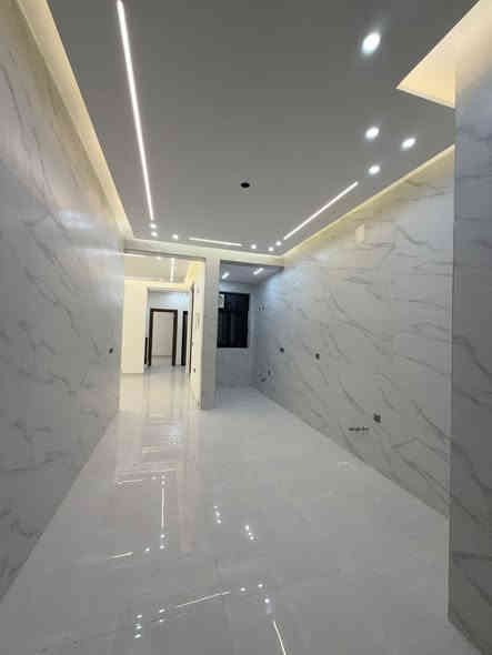 🏡 دار للبيع – زيرو – زيونة / محلة 712
دار حديث زيرو غير مسكون للبيع بموقع مميز:
 • المساحة: 158 متر
 • الواجهة: 7.5 متر
 • الموقع: زيونة – محلة 712
 • المواصفات:
 • 4 غرف نوم
 • صالة + استقبال
 • حولي
 • خدمات كاملة
 • مدخلين
📞 للاستفسار: *********** محمد الشمري
